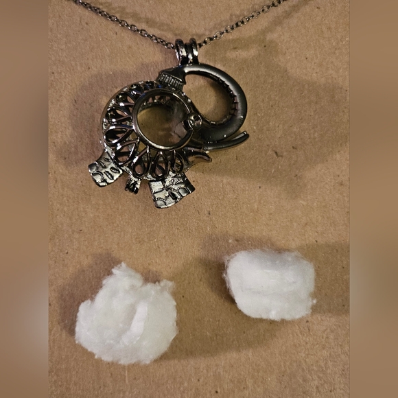 New Elephant Diffuser - Picture 4 of 6